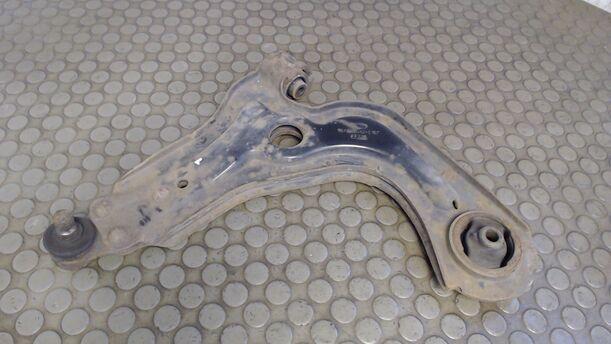 Foto: QUERLENKER VORN LINKS eines Ford Fiesta