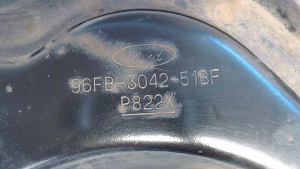 Foto: QUERLENKER VORN LINKS eines Ford Fiesta