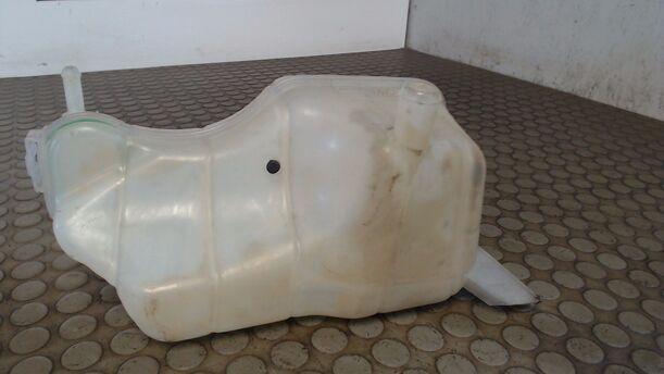 Foto: AUSGLEICHSBEHÄLTER eines Ford Fiesta
