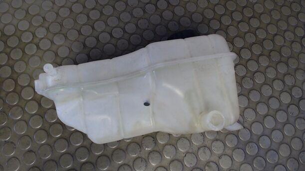 Foto: AUSGLEICHSBEHÄLTER eines Ford Fiesta