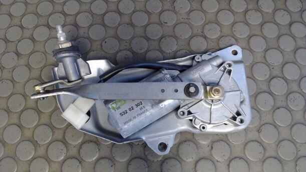 Foto: SCHEIBENWISCHERMOTOR HINTEN eines Renault R 19 1.8 Conceptline