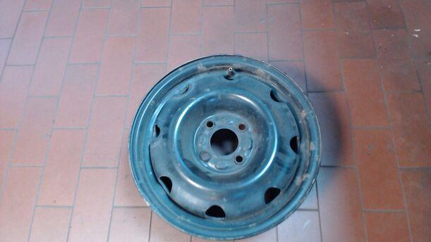 Foto: STAHLFELGE 5,5X14 ET36 eines Renault R 19 1.8