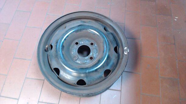 Foto: STAHLFELGE 5,5X14 ET36 eines Renault R 19 1.8