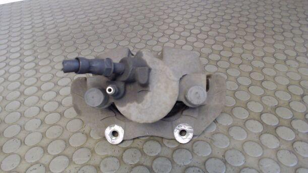 Foto: BREMSSATTEL VORN LINKS eines Ford Focus 2.0 16V Conceptline