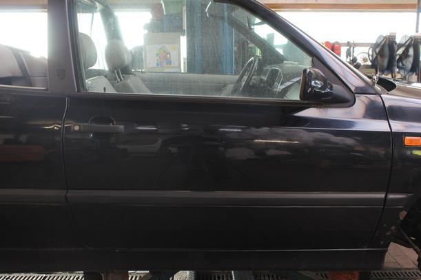 Foto: TÜR RECHTS (CABRIO) eines VW Golf Cabrio 1.8 Conceptline