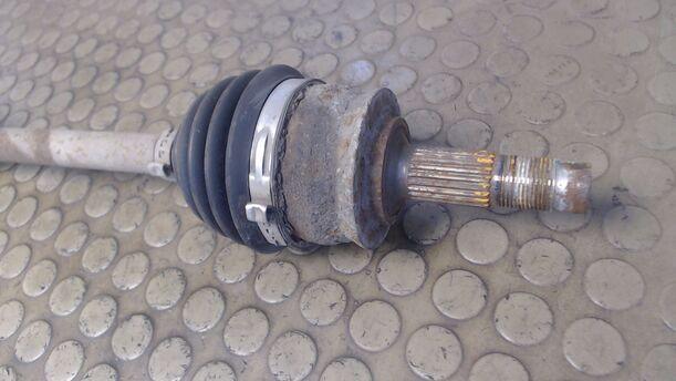 Foto: ANTRIEBSWELLE VORN LINKS eines Fiat Panda 1.2 C