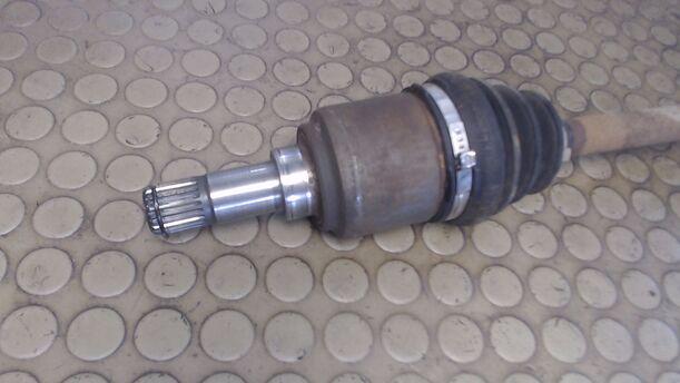 Foto: ANTRIEBSWELLE VORN LINKS eines Fiat Panda 1.2 C
