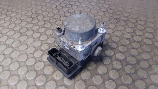 Foto: HAUPTBREMSAGGREGAT ABS eines Fiat Panda 1.2 C