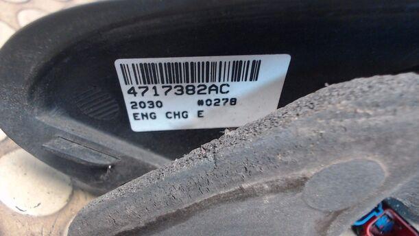 Foto: AUSSENSPIEGEL ELEKTRISCH ANKLAPPBAR RECHTS eines Chrysler Voyager 2.5 TD C