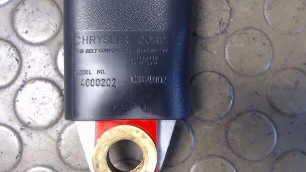 Foto: GURTSCHLOSS VORN LINKS eines Chrysler Voyager 2.5 TD C