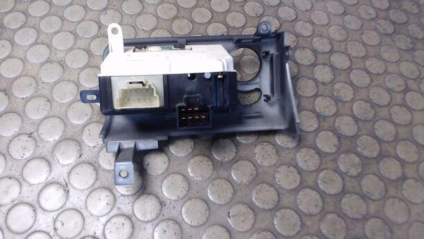 Foto: LICHTSCHALTER eines Chrysler Voyager 2.5 TD C