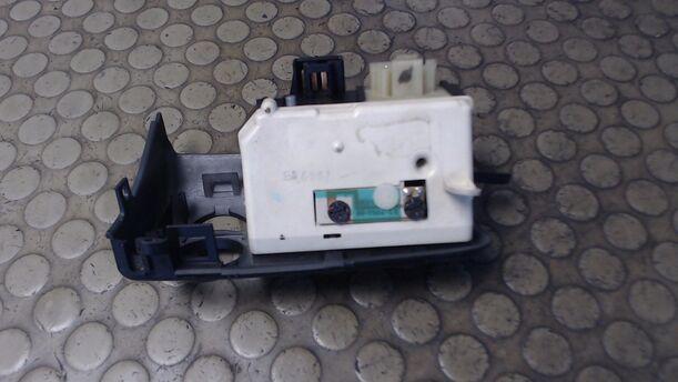 Foto: LICHTSCHALTER eines Chrysler Voyager 2.5 TD C