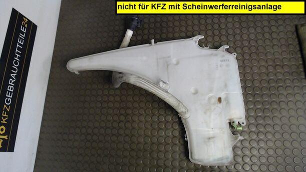 Foto: SCHEIBENWASCHBEHÄLTER eines BMW 118i