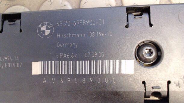 Foto: ANTENNENVERSTÄRKER eines BMW 118i