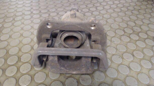 Foto: BREMSSATTEL HINTEN LINKS eines BMW 118i