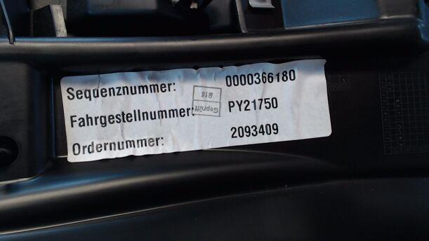Foto: HANDSCHUHFACH eines BMW 118i
