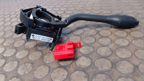 Foto: SCHEIBENWISCHERSCHALTER eines VW Polo C