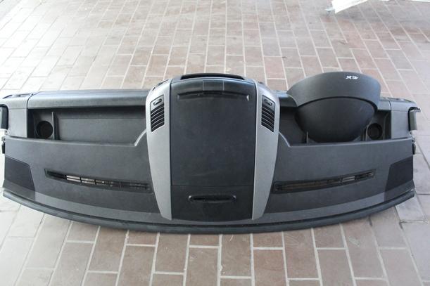 Foto: ARMATURENBRETT eines VW Crafter 35 L TDI
