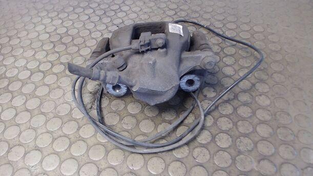 Foto: BREMSSATTEL HINTEN LINKS eines VW Crafter 35 L TDI