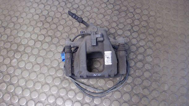 Foto: BREMSSATTEL HINTEN RECHTS eines VW Crafter 35 L TDI