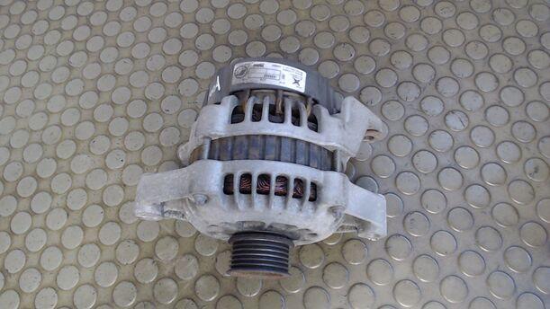 Foto: LICHTMASCHINE DELCO 100 Ampere eines Opel Omega Caravan 2.2 16 V