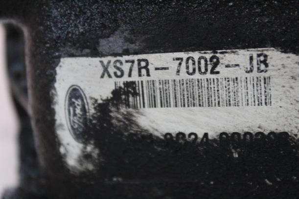 Foto: SCHALTGETRIEBE 5-GANG eines Ford Mondeo Turnier 16V