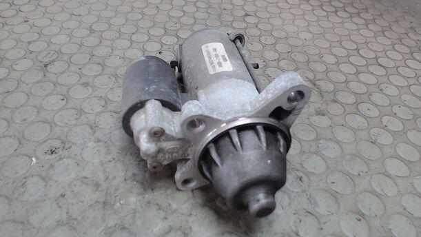 Foto: ANLASSER / STARTER eines Ford Mondeo Turnier 16V