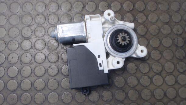 Foto: FENSTERHEBERMOTOR HINTEN RECHTS eines Ford Focus C-MAX 1.6 TDCi C