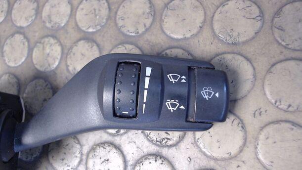 Foto: SCHEIBENWISCHERSCHALTER eines Ford Focus C-MAX 1.6 TDCi C