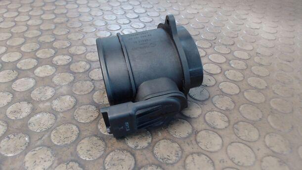 Foto: LUFTMASSENMESSER PIERBURG eines Ford Focus C-MAX 1.6 TDCi C