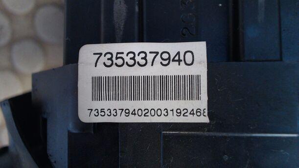Foto: KOMBISCHALTER eines Fiat Punto 1.2 8V C