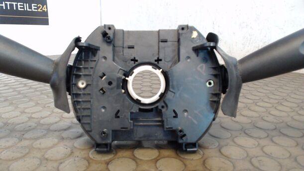 Foto: KOMBISCHALTER eines Fiat Punto 1.2 8V C