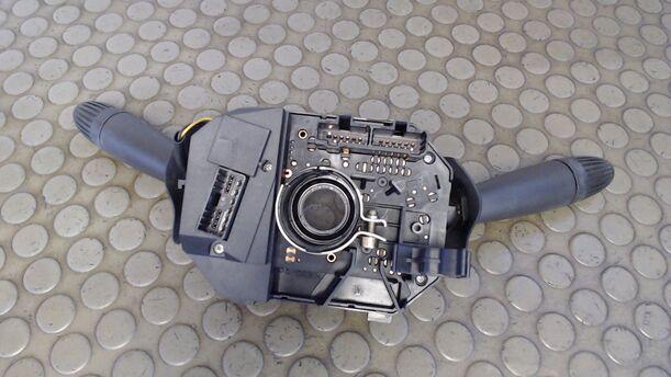 Foto: KOMBISCHALTER eines Fiat Punto 1.2 8V C