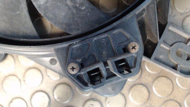 Foto: ELEKTROLÜFTER eines Fiat Punto 1.2 8V C