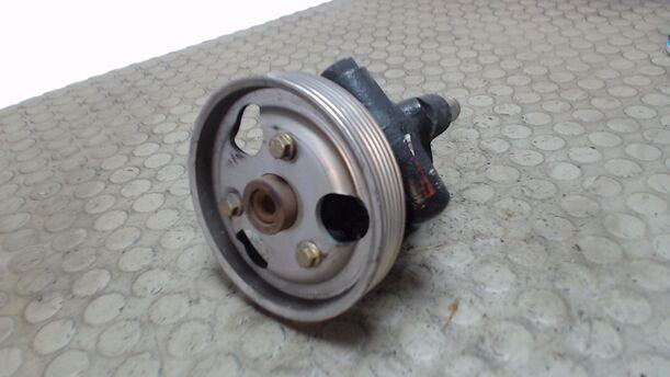 Foto: PUMPE SERVOLENKUNG eines Renault Megane Classic 1.4 C