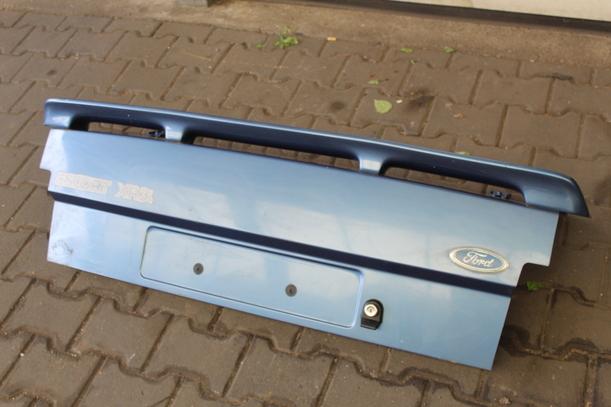 Foto: HECKDECKEL / HECKDECKEL eines Ford Escort XR3i