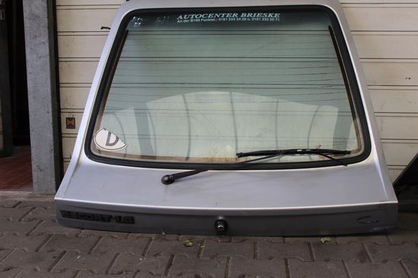 Foto: HECKKLAPPE / HECKDECKEL eines Ford Escort C