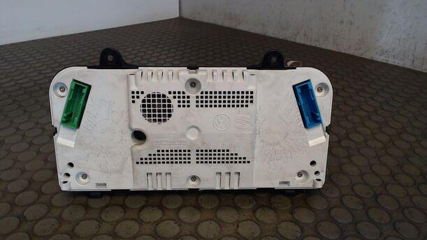 Foto: TACHOEINHEIT eines Seat Arosa 1.0 C