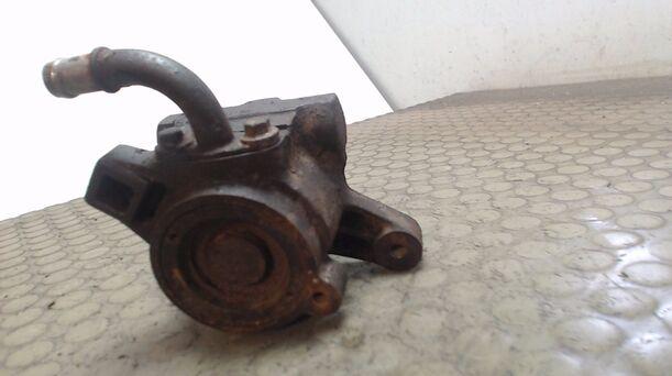 Foto: PUMPE SERVOLENKUNG eines Rover 216