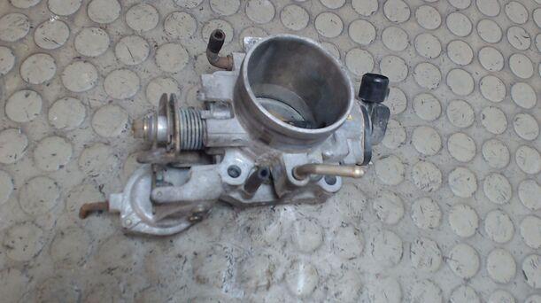 Foto: DROSSELKLAPPENSTUTZEN eines Rover 216