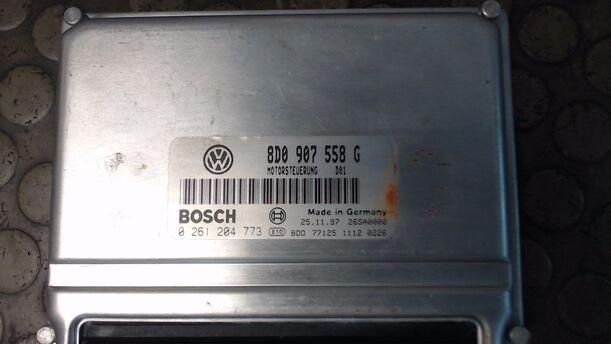 Foto: EINSPRITZSTEUERGERÄT eines VW Passat Variant 1.8 5V CL