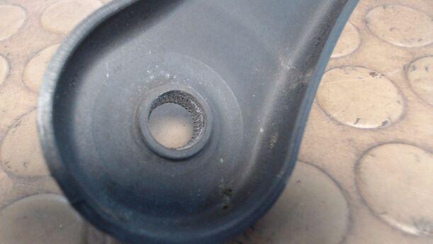 Foto: SCHEIBENWISCHERARME VORN eines BMW 320d DPF Touring