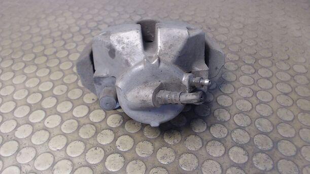 Foto: BREMSSATTEL VORN LINKS eines BMW 320d DPF Touring CL