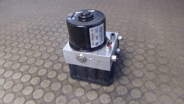 Foto: HAUPTBREMSAGGREGAT ABS eines BMW 320d DPF Touring CL