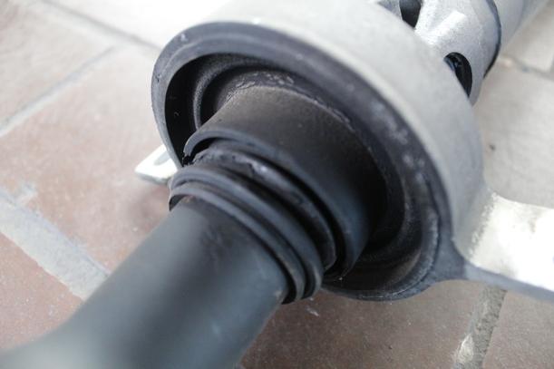 Foto: KARDANWELLE eines BMW 320d DPF Touring Cup