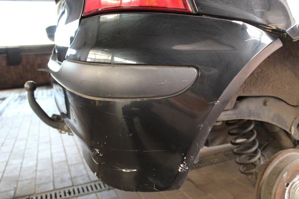 Foto: STOSSFÄNGER/STOßSTANGE HINTEN eines Mercedes-Benz A 140 L