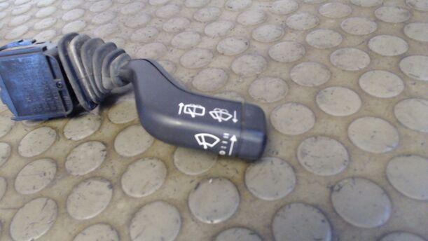 Foto: SCHEIBENWISCHERSCHALTER eines Opel Vectra