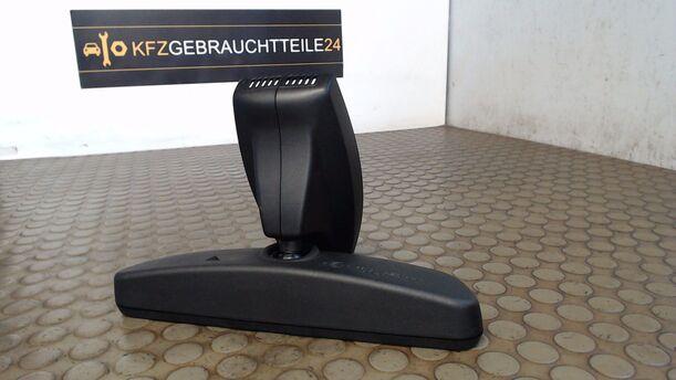 Foto: INNENSPIEGEL AUTOMATISCH ABBLENDEND eines BMW 520i