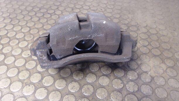 Foto: BREMSSATTEL VORN LINKS eines Mazda 6 Sport 1.8 Holiday