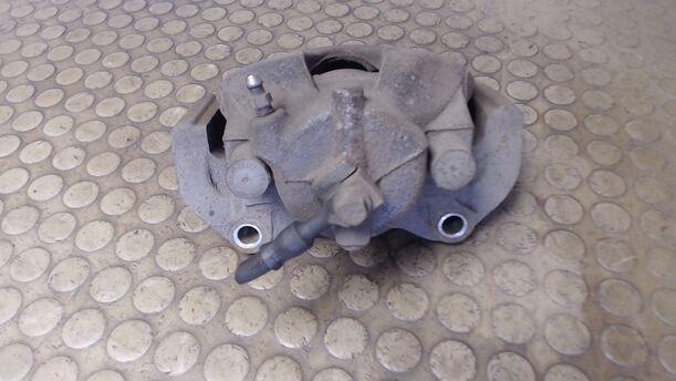 Foto: BREMSSATTEL VORN LINKS eines Opel Astra 1.7 CDTI Caravan